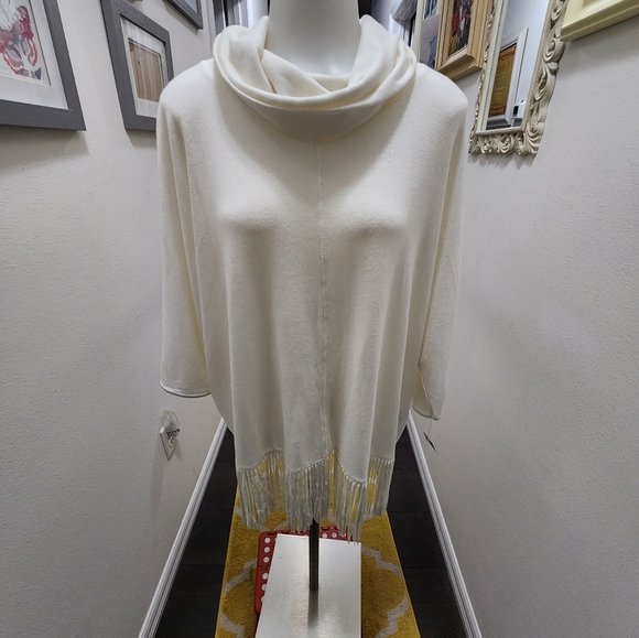 Top - Picture 6 of 11